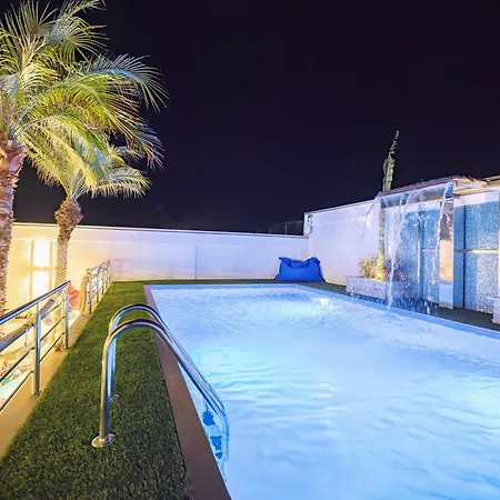 Etoiles Luxury