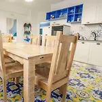 étoiles Luxury Couette-café