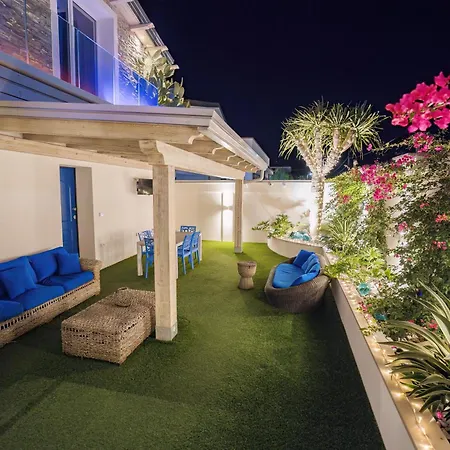 étoiles Luxury Couette-café